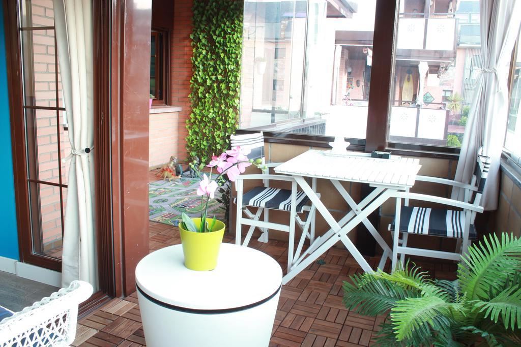 Apartamento Las Rozas Village Las Rozas de Madrid Quarto foto